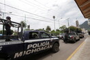 Η αστυνομία του Μεξικού απελευθέρωσε 159 μετανάστες, αιχμαλώτους συμμορίας