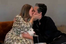 Η Τζόντι Φόστερ φίλησε τη γυναίκα της on camera στις Χρυσές Σφαίρες