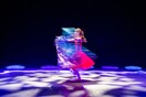 Το εξαιρετικά επιτυχημένο χοροθέατρο για βρέφη και γονείς "Underwater" επιστρέφει στην Εναλλακτική Σκηνή της ΕΛΣ