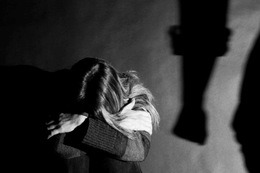Ενδοοικογενειακή βία: Έξαρση σε περιστατικά το Πάσχα - Έγιναν 752 καταγγελίες και 278 συλλήψεις