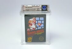 Ρεκόρ σε δημοπρασία: 114.000 δολ. για σφραγισμένο Super Mario Bros του 1985