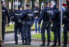 Παρίσι: Καθηγητής το θύμα της επίθεσης, «είχε δείξει σκίτσα του Μωάμεθ» σε μαθητές του