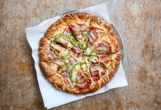 Η καναδέζικη πίτσα στο Normandia 