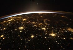 Η πρωτοχρονιάτικη λάμψη από το διάστημα σε εικόνες της NASA 
