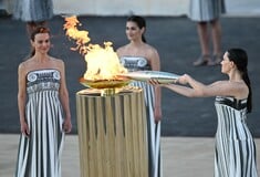 Ολυμπιακοί Αγώνες 2024: Ολοκληρώθηκε η τελετή παράδοσης της Ολυμπιακής Φλόγας