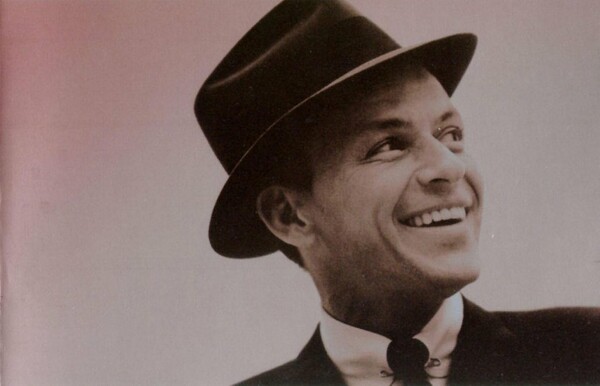 Ο Frank Sinatra σκοτώνει…