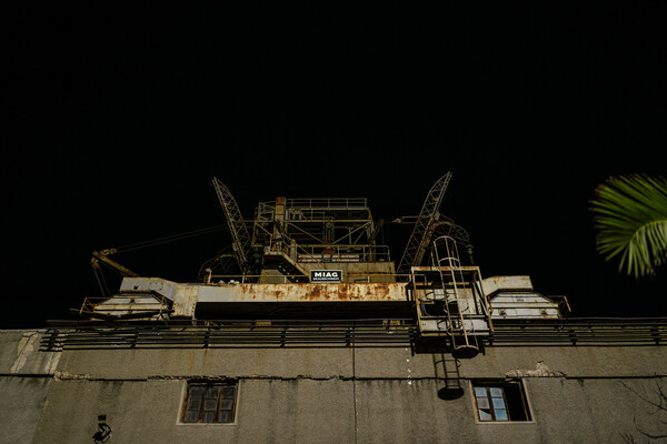Νυχτερινή περιπλάνηση στο λιμάνι του Πειραιά