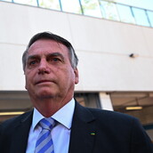 Βραζιλία: Γιατί ο Μπολσονάρο έμεινε δύο νύχτες την προεσβεία της Ουγγαρίας;