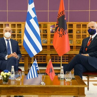 Ελλάδα και Αλβανία συμφώνησαν να προσφύγουν στη Χάγη για τις θαλάσσιες ζώνες