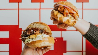 Τα Pax Burgers τώρα και στο Χαλάνδρι