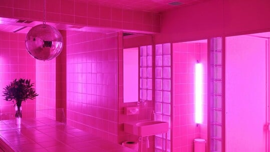 Dont be a dick, Μουσικό Καφενείο & Fraoú: Τα τρία αγαπημένα στέκια της Φειδίου κάνουν takeover