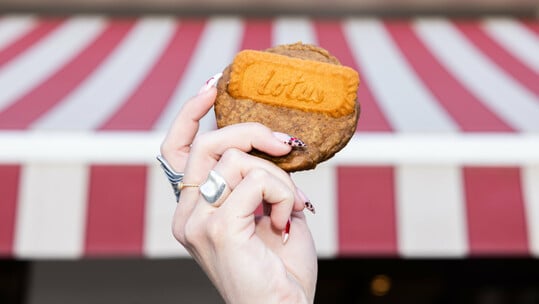 Yum Guilt Free: Το αγαπημένο free guilt pleasure της Γλυφάδας