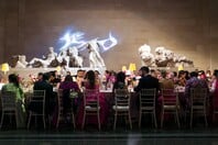 Οι Times UK για τις αντιδράσεις της Αθήνας μετά το δείπνο του Βρετανικού Μουσείου μπροστά από τα Γλυπτά του Παρθενώνα