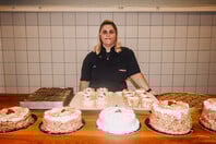 «Τριλέτσε, κουλάτς, μπομπόνες»: Η Αναστασία έκανε τα αλβανικά γλυκά viral