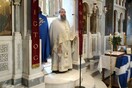 Ιερέας από το Κουκάκι: «Η Θεία Κοινωνία δεν απαγορεύεται και δεν μεταδίδει ασθένειες»