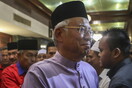 Μαλαισία: Θησαυρός 273 εκατομμυρίων δολαρίων βρέθηκε στα ακίνητα του πρώην πρωθυπουργού