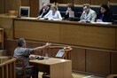 Δίκη Χρυσής Αυγής: Ο Σταμπέλος ισχυρίζεται ότι τηλεφώνησε «αψυχολόγητα» στον Λαγό μετά τη δολοφονία Φύσσα