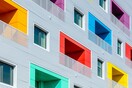 Τα πολύχρωμα μπαλκόνια του Σικάγο