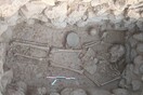 Σπάνιος τάφος με σκελετό γυναίκας και χρυσό περιδέραιο στην ανασκαφή Σίσι στο Λασίθι