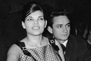 «Αγαπημένη μου Βίβιαν»: Η άγνωστη ιστορία του πρώτου γάμου του Johnny Cash στο φως