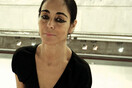 H επώδυνη αίσθηση της Shirin Neshat ότι δεν ανήκει πουθενά