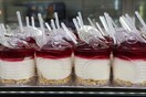 Ζαχαροπλαστεία Ανδρεαδάκης: Δύο καταστήματα που προσφέρουν μία ξεχωριστή εμπειρία γλυκών γεύσεων