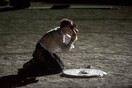 Οιδίπους Τύραννος στην Επίδαυρο: Πολιτικοί, καλλιτέχνες και χιλιάδες θεατές στην παράσταση που σκηνοθέτησε ο Κ. Μαρκουλάκης