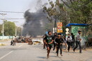 Μιανμάρ: «Η χούντα πυροβολεί στο κεφάλι διαδηλωτές» - Πάνω από 300 νεκροί