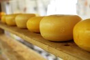 Νέα Ζηλανδία: Οι λάτρεις του τυριού στρέφονται στα αποθέματα λόγω της αύξησης των τιμών