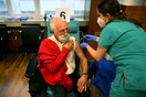 Η Βουλγαρία δίνει χρήματα στους συνταξιούχους για να εμβολιαστούν