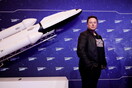 Ο Έλον Μασκ για τη «συμφόρηση» που προκαλεί η SpaceX στο διάστημα - «Χωρούν δεκάδες δισεκατομμύρια δορυφόροι» 