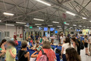 Ρώμη: Ταλαιπωρία για δεκάδες Έλληνες ταξιδιώτες σε αεροδρόμιο -Ακυρώθηκε η πτήση τους, το κόλλημα που τους εγκλωβίζει