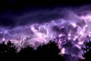 Έκτακτο δελτίο καιρού από την ΕΜΥ: Έρχονται καταιγίδες, χαλάζι και πολλοί κεραυνοί - Ποιες περιοχές επηρεάζονται