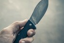 Ακρόπολη: Δίωξη για απόπειρα ανθρωποκτονίας για το μαχαίρωμα 18χρονου