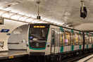 Παρίσι: Νεκρή 45χρονη που πιάστηκε το παλτό της στην πόρτα του βαγονιού στο μετρό