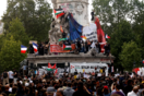 Η επόμενη μέρα στην Γαλλία: Ξεκινούν τα μετεκλογικά παζάρια για τον σχηματισμό νέας πλειοψηφίας