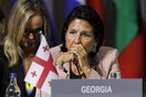 Γεωργία: Νέα σύγκρουση προέδρου και κυβέρνησης για τον νόμο περί «ξένων πρακτόρων»