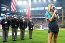 Σταρ της country τραγούδησε φρικτά τον ύμνο των ΗΠΑ: «Συγγνώμη, ήμουν μεθυσμένη»