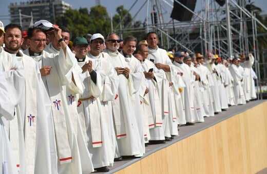 Χιλή: Έφοδοι σε γραφεία αρχιεπισκόπων για το σκάνδαλο σεξουαλικής κακοποίησης παιδιών