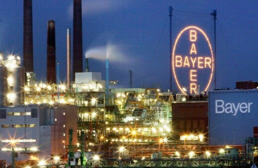 Bayer - Monsanto: Ο "γάμος" των δύο κολοσσών προκαλεί μεγάλες αντιδράσεις