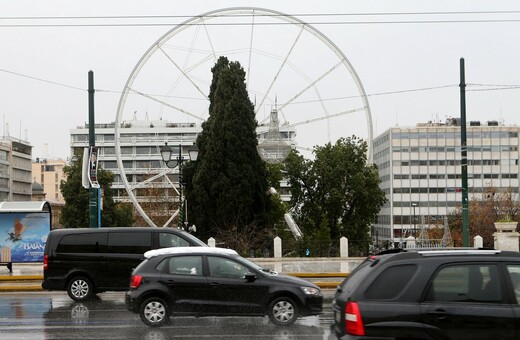 Τι αναφέρει ο Χρήστος Τεντόμας στην επιστολή παραίτησής του για την ρόδα στο Σύνταγμα - Ξεκίνησε η αποσυναρμολόγηση