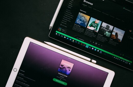 Spotify: Μπορεί πλέον να δημιουργεί προσαρμοσμένα playlists μόνο για εσάς
