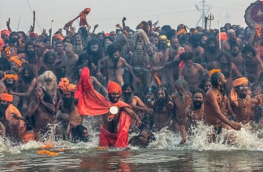 To ιερό Kumbh Mela: H μεγαλύτερη θρησκευτική συγκέντρωση στον κόσμο ξεκινά