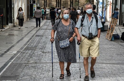 Πέτσας: Κανένα πρόσθετο μέτρο για τους άνω των 65 - Διέψευσε σενάρια για αποστολή SMS