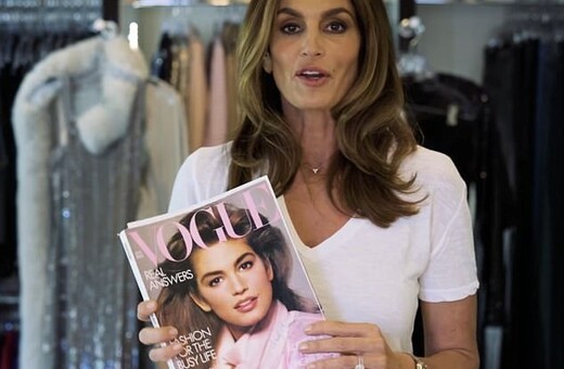Σίντι Κρόφορντ, Τζένιφερ Άνιστον, Κίρστεν Ντανστ και άλλες διάσημες θυμούνται πώς ένιωσαν στο πρώτο τους εξώφυλλο στη Vogue