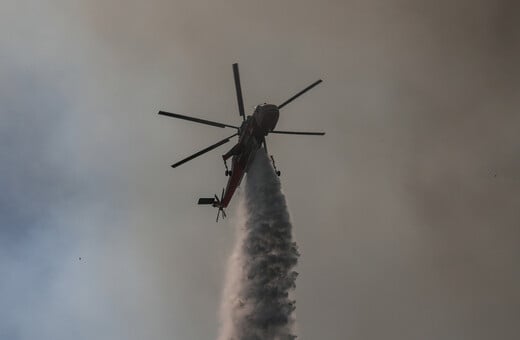 Μεγάλες φωτιές σε Εύβοια, Μεσσηνία και Ανατολική Μάνη- Εκκενώσεις οικισμών