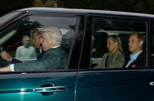 Βασίλισσα Ελισάβετ: Ο πρίγκιπας Κάρολος είναι στο πλευρό της- Παιδιά και εγγόνια της πηγαίνουν στο Μπαλμόραλ