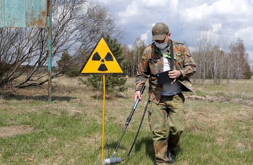 Ukrainians prep for a possible Russian nuclear attack