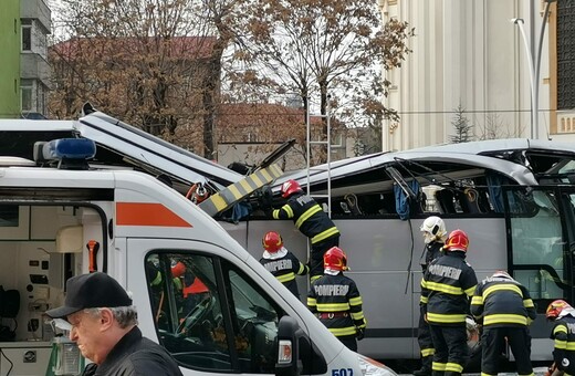 Δυστύχημα στη Ρουμανία: «Από θαύμα γλίτωσα»- Ο δεύτερος οδηγός έχασε το ταξίδι λόγω τροφικής δηλητηρίασης