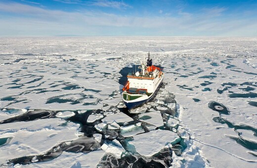 Αρκτική: Ο θαλάσσιος πάγος μειώθηκε στο μισό λόγω κλιματικής αλλαγής